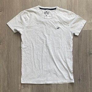 Hollister Light Gray Short Sleeve Tee
